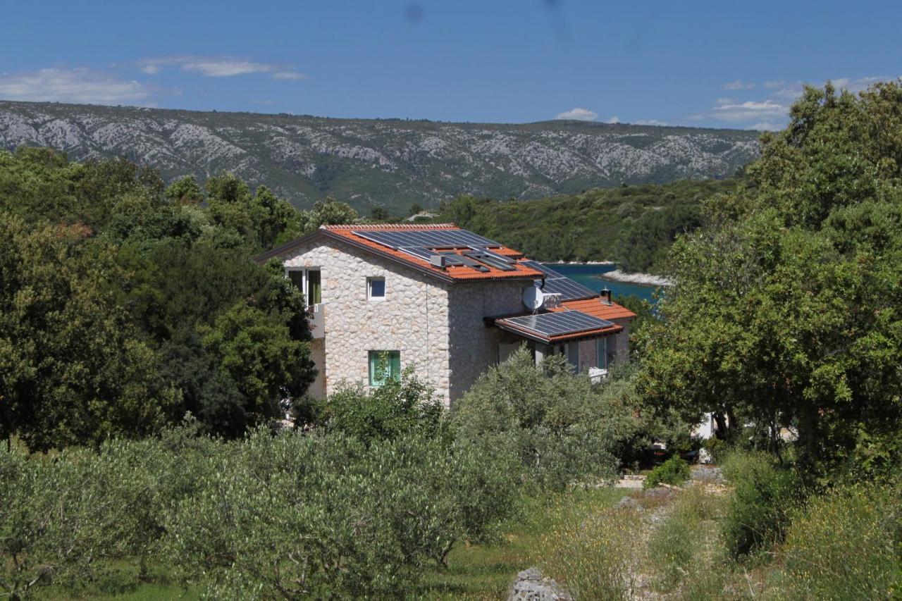 Seaside secluded apartments Cove Karkavac - Scedro, Hvar - 8801 Jelsa  Exteriör bild