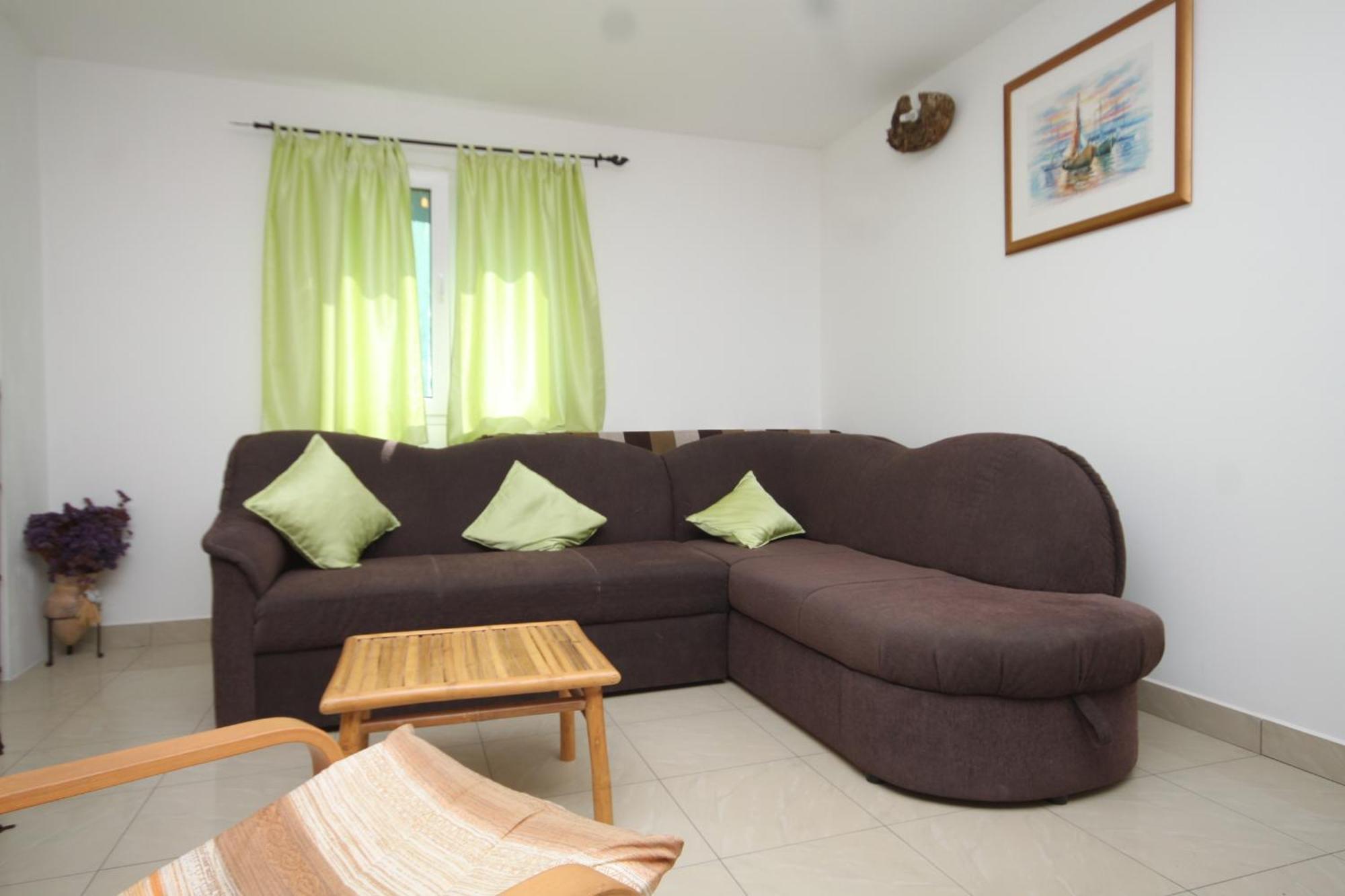 Seaside secluded apartments Cove Karkavac - Scedro, Hvar - 8801 Jelsa  Rum bild